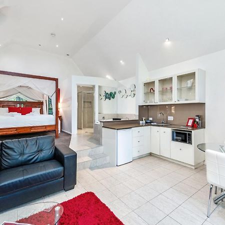 Chalet On Gallery Walk - King Bed, Spa, Fireplace, Wifi & Netflix, Linger A While Mount Tamborine Zewnętrze zdjęcie