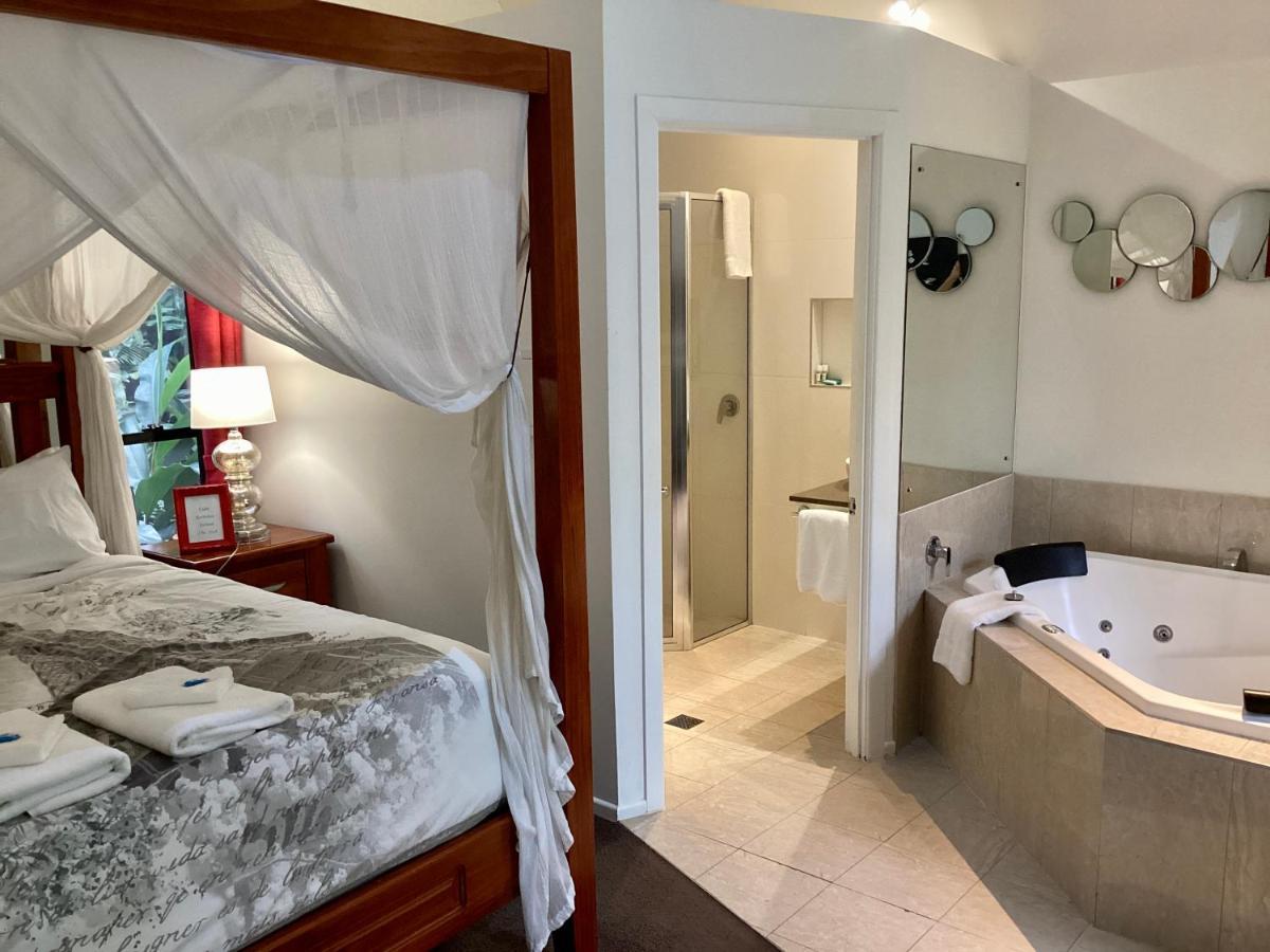 Chalet On Gallery Walk - King Bed, Spa, Fireplace, Wifi & Netflix, Linger A While Mount Tamborine Zewnętrze zdjęcie